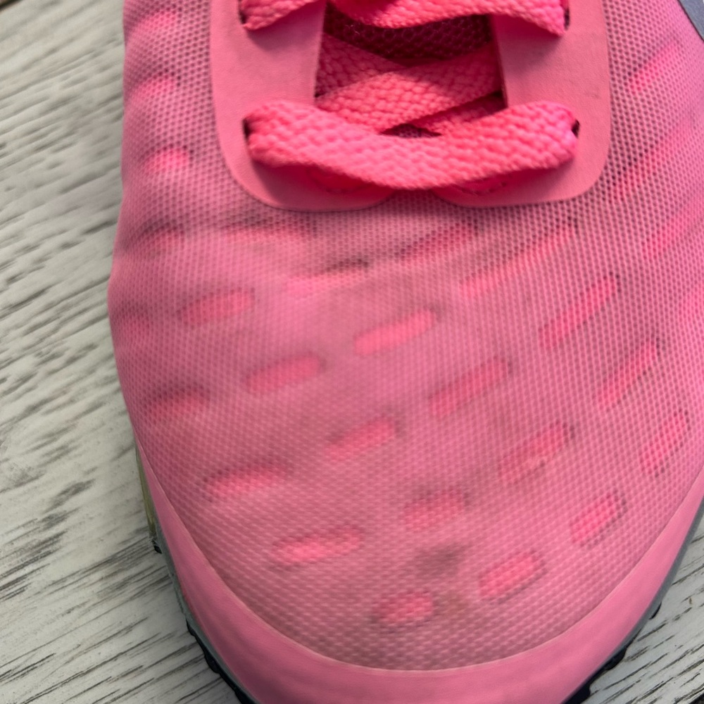 Nike Pink and Gray Air Max Athletic Shoes Size 8 - Picture 8 of 10